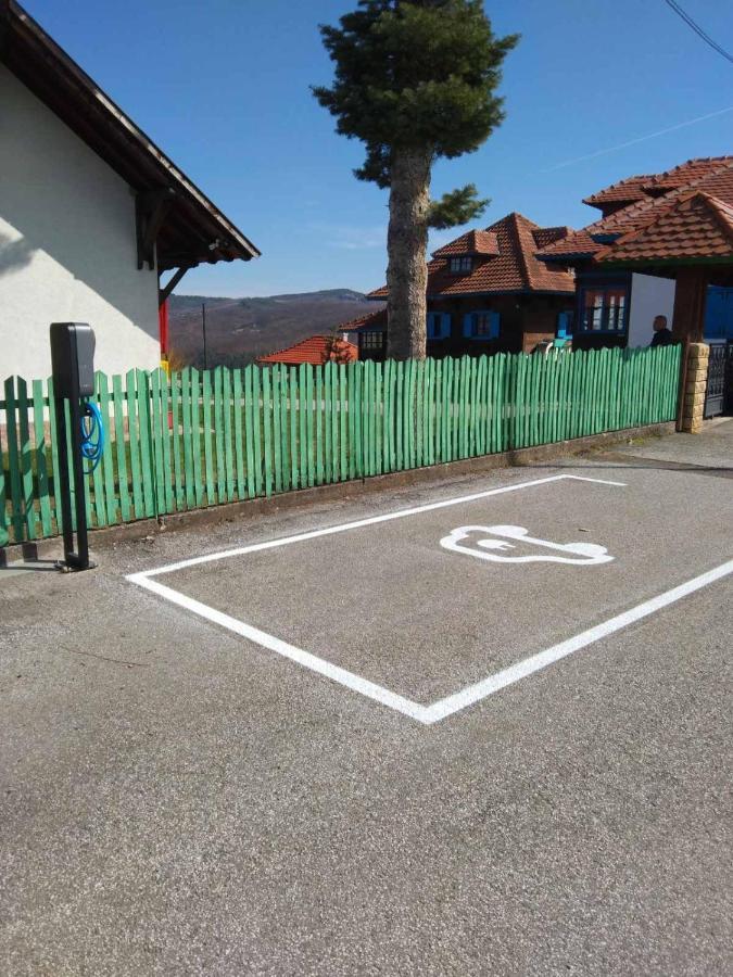 Etno Selo Rajski Konaci Leusici Exterior foto